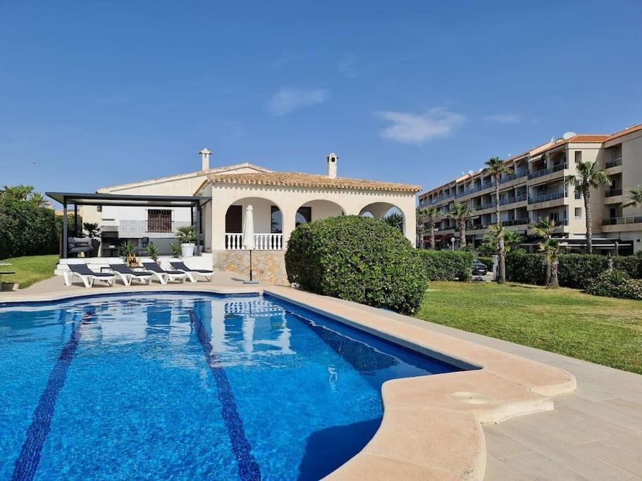 Villa On The Beach Playa Flamenca Oriola  Exterior foto