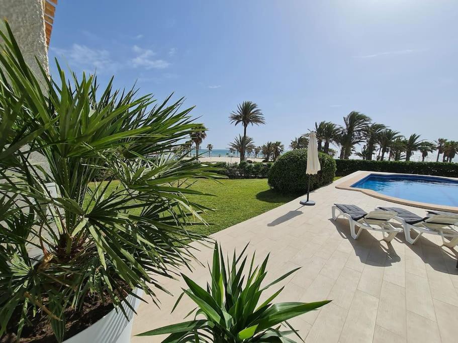 Villa On The Beach Playa Flamenca Oriola  Exterior foto